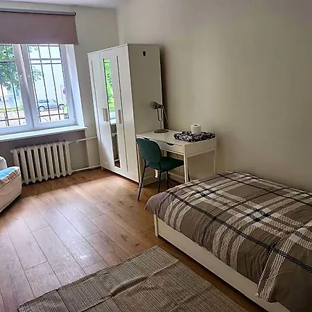 Peaceful In Shared Flat Close To Old Town Guest house *