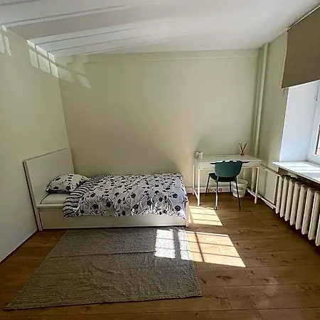 Guest house Peaceful In Shared Flat Close To Old Town *