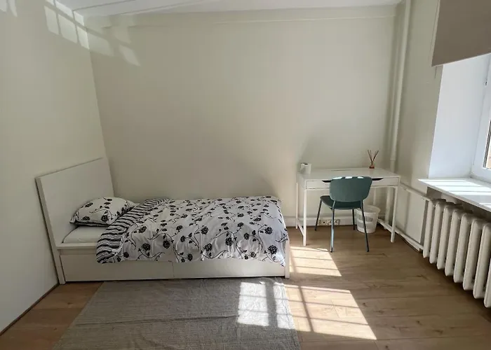 Gasthuis Peaceful Room In Shared Flat Close To Old Town