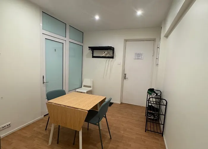 招待所 Peaceful Room In Shared Flat Close To Old Town 塔林